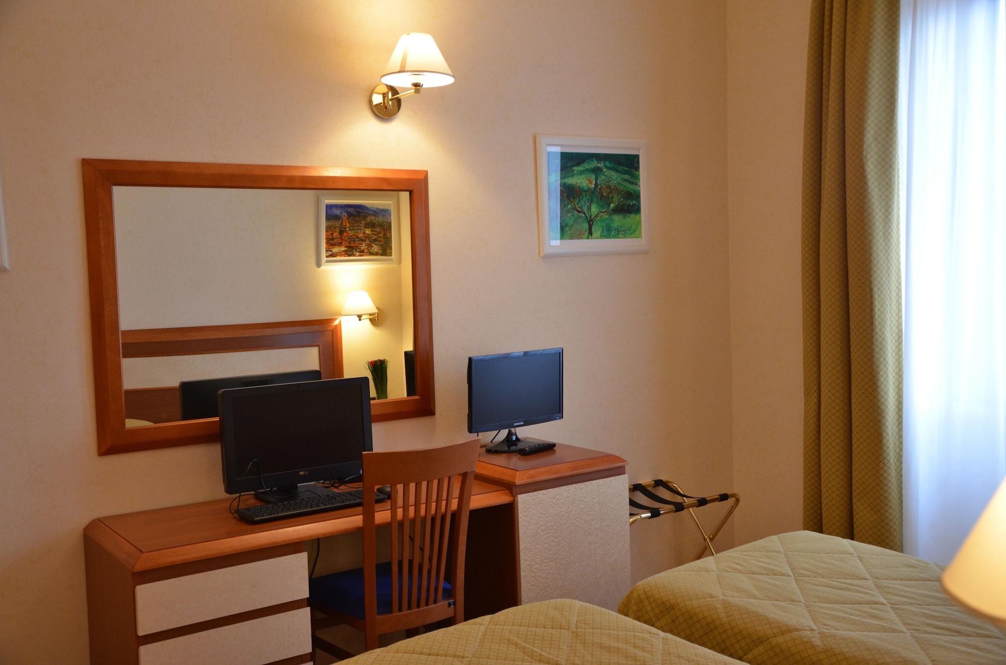 Hotel Mia Cara & Spa Florence Exterior photo