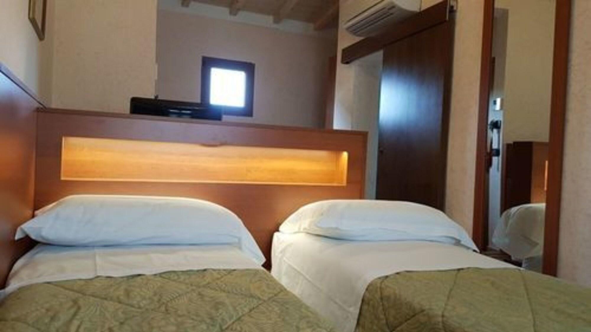 Hotel Mia Cara & Spa Florence Exterior photo