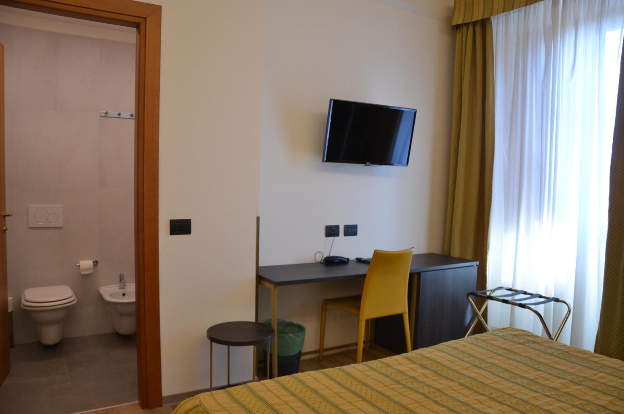 Hotel Mia Cara & Spa Florence Exterior photo